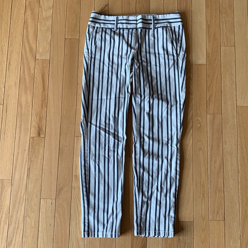 Loft pants‎